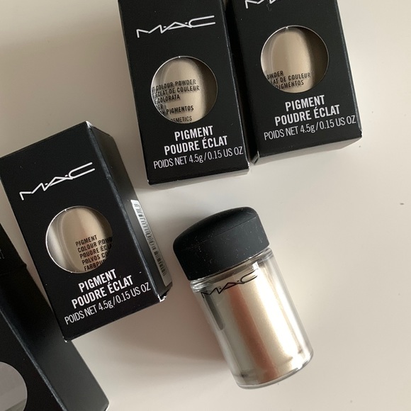 MAC Cosmetics Other - MAC platinum pigment NEW